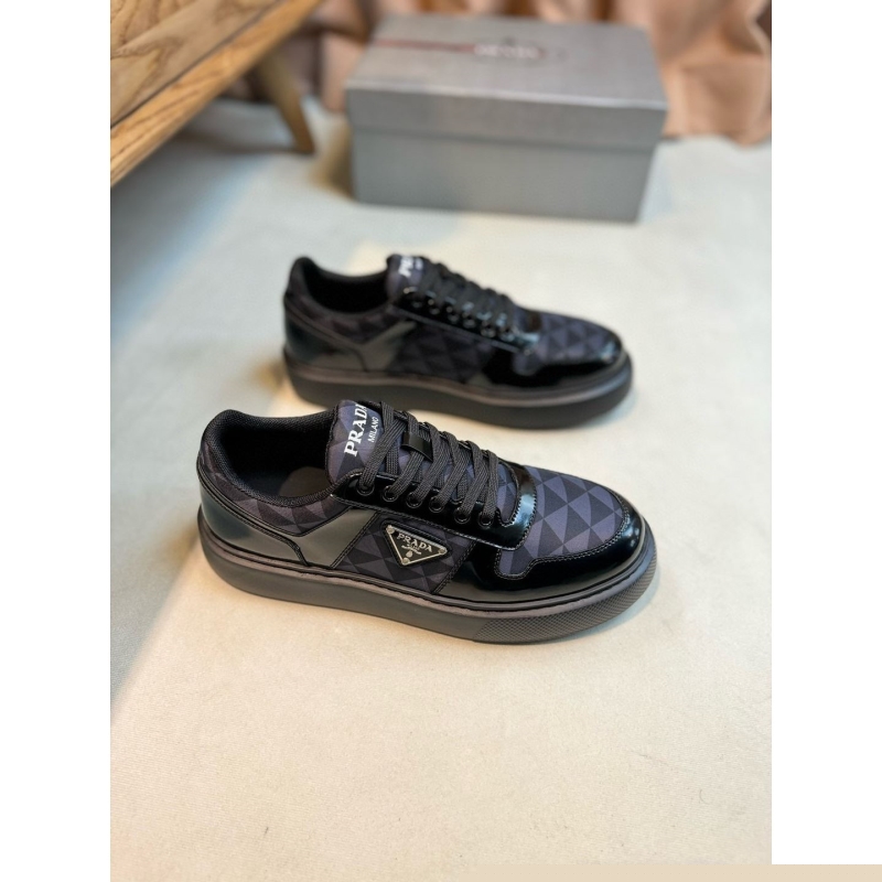 Pra*a casual shoes
